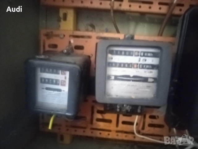 Метално електрическо табло за външен монтаж. Здрава масивна и качествена изработка , снимка 5 - Разклонители и удължители - 54174173