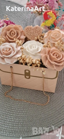 Нежна аранжировка(сапунени цветя), снимка 6 - Декорация - 53457918