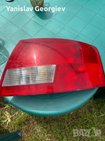 Десен стоп за Ауди А4 B6 Cabrio OEM Hella , снимка 2 - Части - 54209197