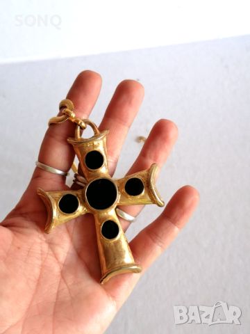 Прекрасен Голям Позлатен Кръст Със Камъни, снимка 6 - Антикварни и старинни предмети - 46097775