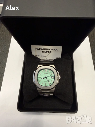 Продавам часовник Nautilus Тюркоаз. Нов, снимка 7 - Мъжки - 53291654