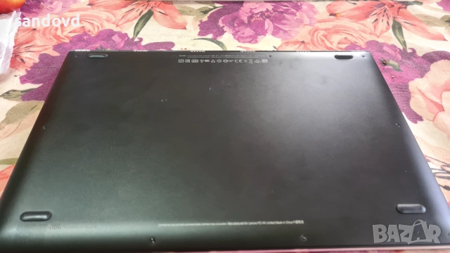 Страхотен лаптоп LENOVO YOGA 910-13IKB  цена 390евро, снимка 10 - Лаптопи за дома - 54149502