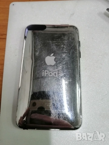 Apple iPod touch 2nd gen 8GB , снимка 7 - MP3 и MP4 плеъри - 53716546