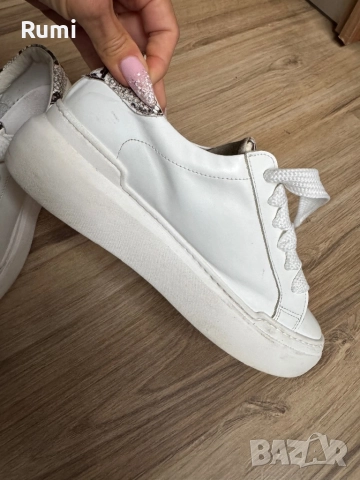 Оригинални спортно/елегантни дамски обувки MLN ! 38, снимка 8 - Дамски ежедневни обувки - 52323598