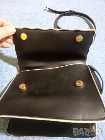 Дамска чанта , снимка 9 - Чанти - 53891098
