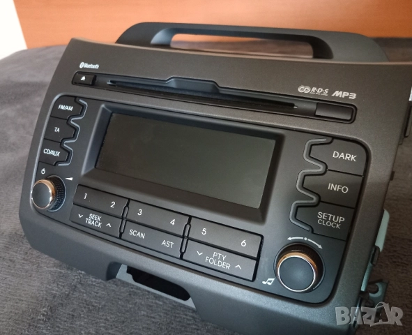 CD-MP3-Радио за Kia Sportage, снимка 2 - Аксесоари и консумативи - 52076483