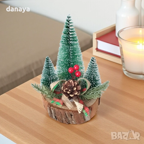 6177 Коледна декорация Елхички върху дървено пънче, 11×17 см, снимка 5 - Декорация за дома - 52028076