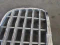 Предна решетка Chrysler 300c , снимка 2
