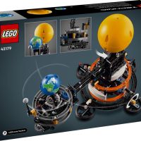 НОВО ЛЕГО 42179 Техник - Планетата Земя и Луната в орбита LEGO 42179 TECHNIC Planet Earth and Moon i, снимка 3 - Конструктори - 45170146