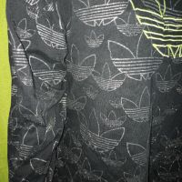 Adidas M-Черен суичър със сребристи щампи и неоново бродирано лого, снимка 5 - Суичъри - 45834859