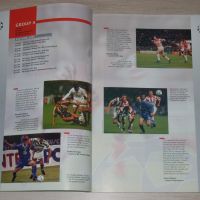  Официално футболно списание Шампионска Лига 1998/99 групова фаза, снимка 6 - Списания и комикси - 45469071