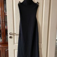 Нова черна дълга официална елегантна парти коктейлна вечерна рокля гол гръб Италия , снимка 2 - Рокли - 45325457