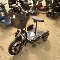 Електрическа триколка, снимка 4 - Инвалидни колички - 45072340