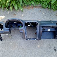 Табло с airbaga за Volvo V40 , снимка 1 - Части - 45813258