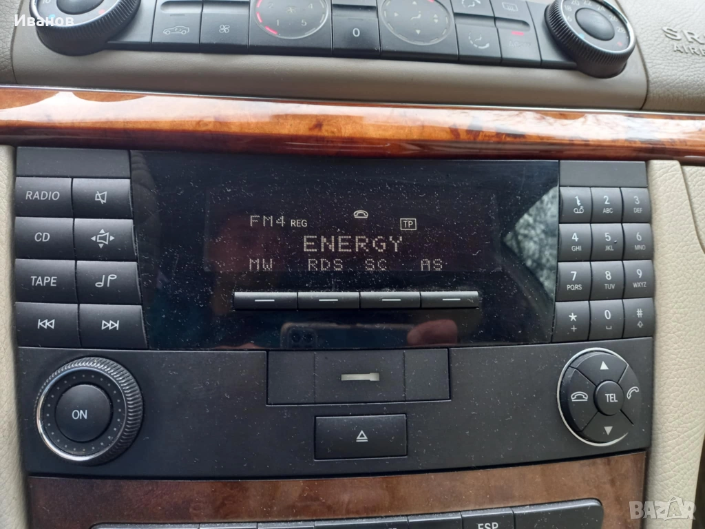 Радио Mercedes e-class W211, снимка 1
