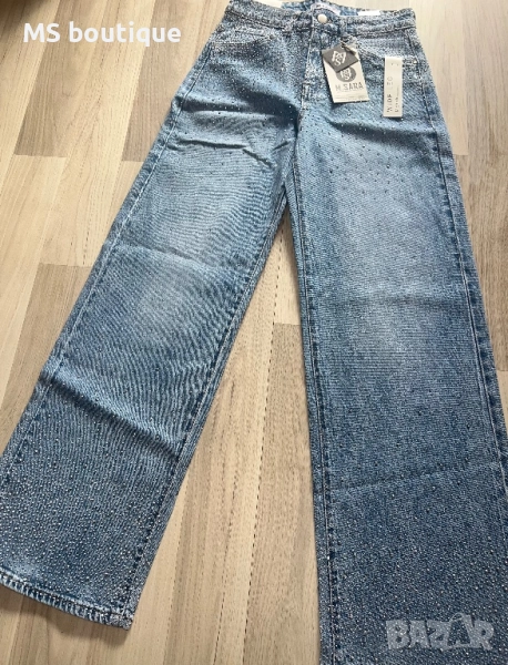 Дамски дънки с камъни , снимка 1