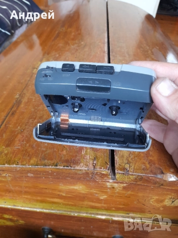 Стар уокмен Aiwa, снимка 3 - Антикварни и старинни предмети - 52267424