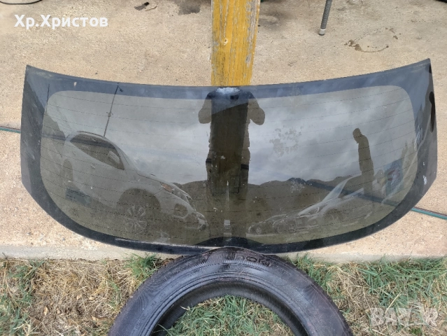Задно стъкло Тойота , снимка 2 - Части - 51866843