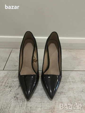 Обувки на ток