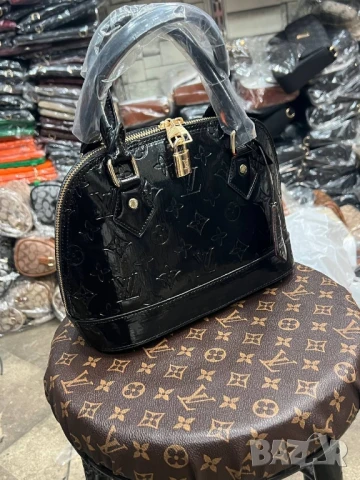 чанти louis vuitton , снимка 3 - Чанти - 50672551