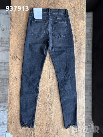 Дамски черни дънки, снимка 3 - Дънки - 51429606