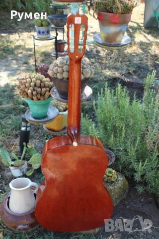Акустична китара, снимка 2 - Китари - 51427498