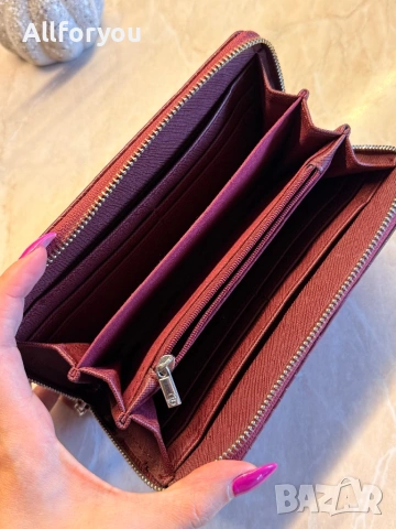 Червено портмоне Stradivarius , снимка 4 - Портфейли, портмонета - 53850440