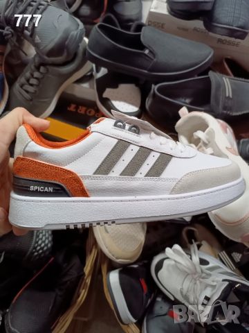 маратонки Adidas , снимка 1 - Маратонки - 45520276