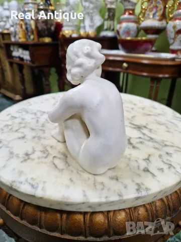 Уникална рядка антикварна колекционерска немска порцеланова фигура статуетка Hummel Goebel , снимка 5 - Антикварни и старинни предмети - 49870041