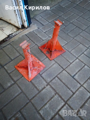 Стойка за автомобили 