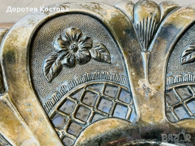 Красива голяма фруктиера от Англия с цветя и 3 крачета, снимка 2 - Антикварни и старинни предмети - 53742569