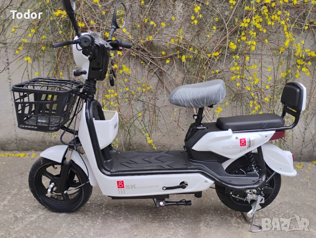 електрически скутер, снимка 2 - Мотоциклети и мототехника - 53882371