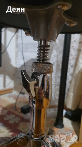 Alesis Nitro mesh kit , снимка 10 - Ударни инструменти - 52086304