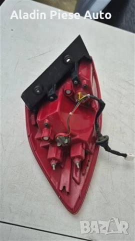 Заден десен стоп Kia Ceed година 2012 2013 2014 2015 2016 код 92402A20, 92402-A20 , снимка 3 - Аксесоари и консумативи - 50444987