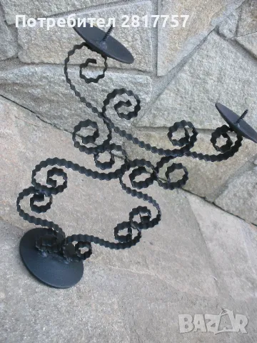 Метален свещник от миналия век !, снимка 3 - Антикварни и старинни предмети - 49832323