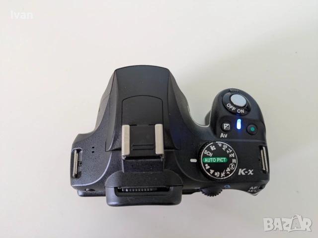 Нов Pentax K-X 12.4MP цифров DSLR фотоапарат с 18-55 AL обектив - пъллен комплект, снимка 5 - Фотоапарати - 53745349