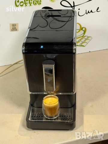 Кафемашина кафе автомат TCHİBO с гаранция, снимка 6 - Кафемашини - 54118368