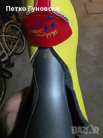 Детски ски обувки и ски каски, снимка 4 - Зимни спортове - 53333998