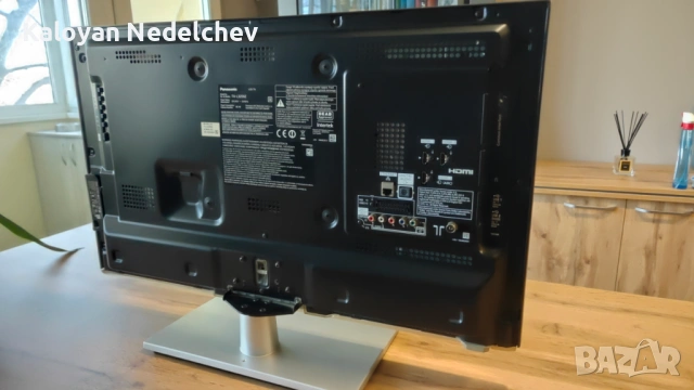 LED Телевизор Panasonic Viera 32", снимка 3 - Телевизори - 54110627
