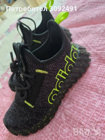 Детски оригинални маратонки Adidas , снимка 4 - Детски обувки - 51598593
