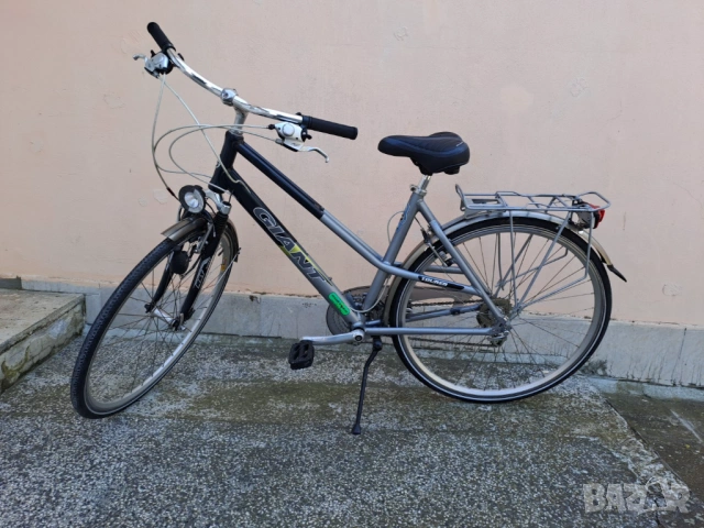 Градски велосипед Giant 28 цола 