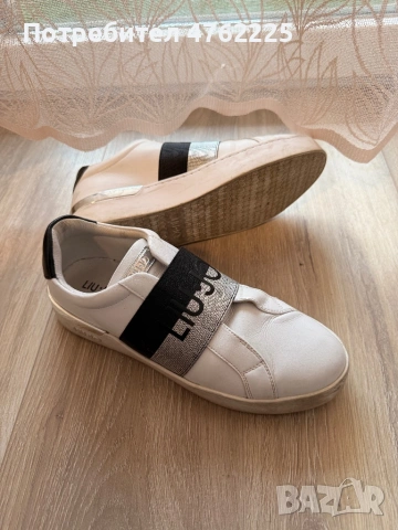 Спортно елегантни обувки liu jo, снимка 3 - Дамски ежедневни обувки - 53802752