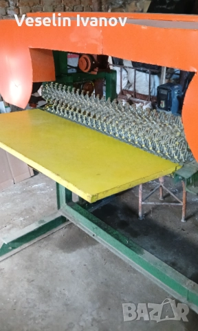 Машина за гуфриране на донапрен 