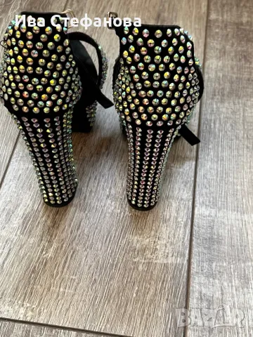 Елегантни официални парти  сандали висок дебел ток на платформа блестящи  камъни диаманти цирконий , снимка 2 - Сандали - 49922293