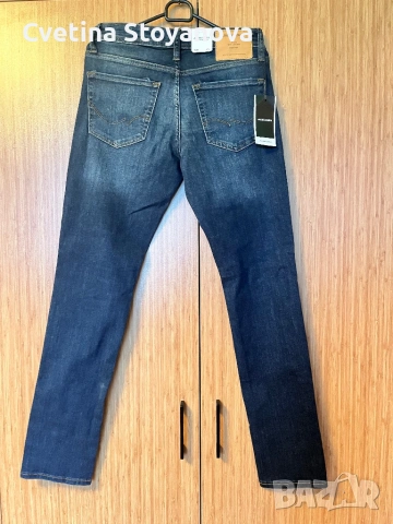 Нови дамски дънки- М размер- Jack&Jones, снимка 5 - Дънки - 53465089