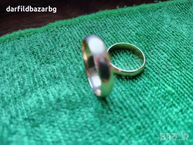 Златни халки 14 карата 8 грама. Отлично състояние