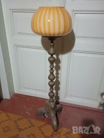 Бароков лампион