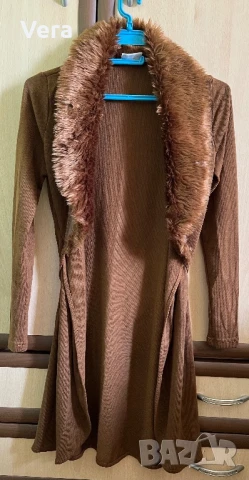 Дамска жилетка с дълъг ръкав