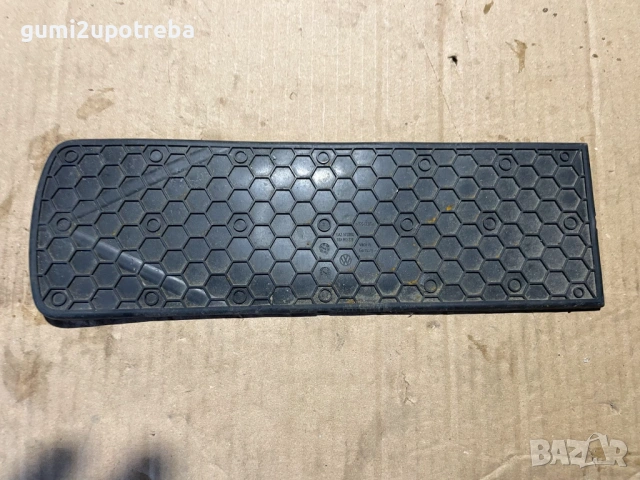 Гумена Стелка Централна Конзола 10A863328 Volkswagen ID.3 E11 pro, снимка 2 - Аксесоари и консумативи - 53505734