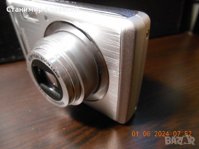 Medion 12.0 MPX Life P43000 (MD 86124) - vintage 2010, снимка 3 - Фотоапарати - 46024513